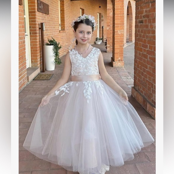 Flower Girl Dress for Wedding Lace Applique Tulle THIS LISTING IS 2 Dresses! - Picture 4 of 12